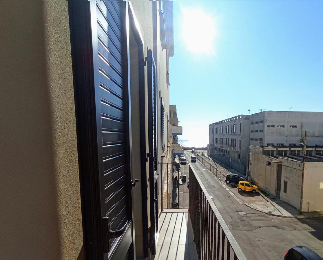 Palazzo Mongio Suites And Apartments Gallipoli Dış mekan fotoğraf
